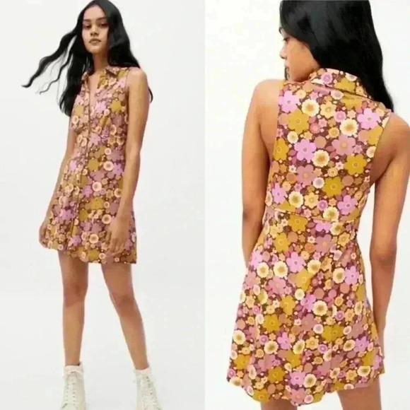 NWOT Urban Outfitters 70’s Floral Mini Dress MEDIUM - Picture 1 of 4